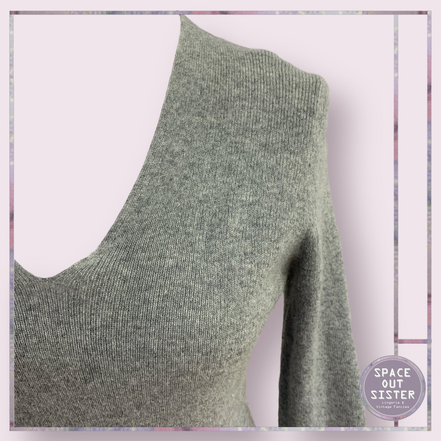 Pre-Loved Banana Republic Cashmere Jumper