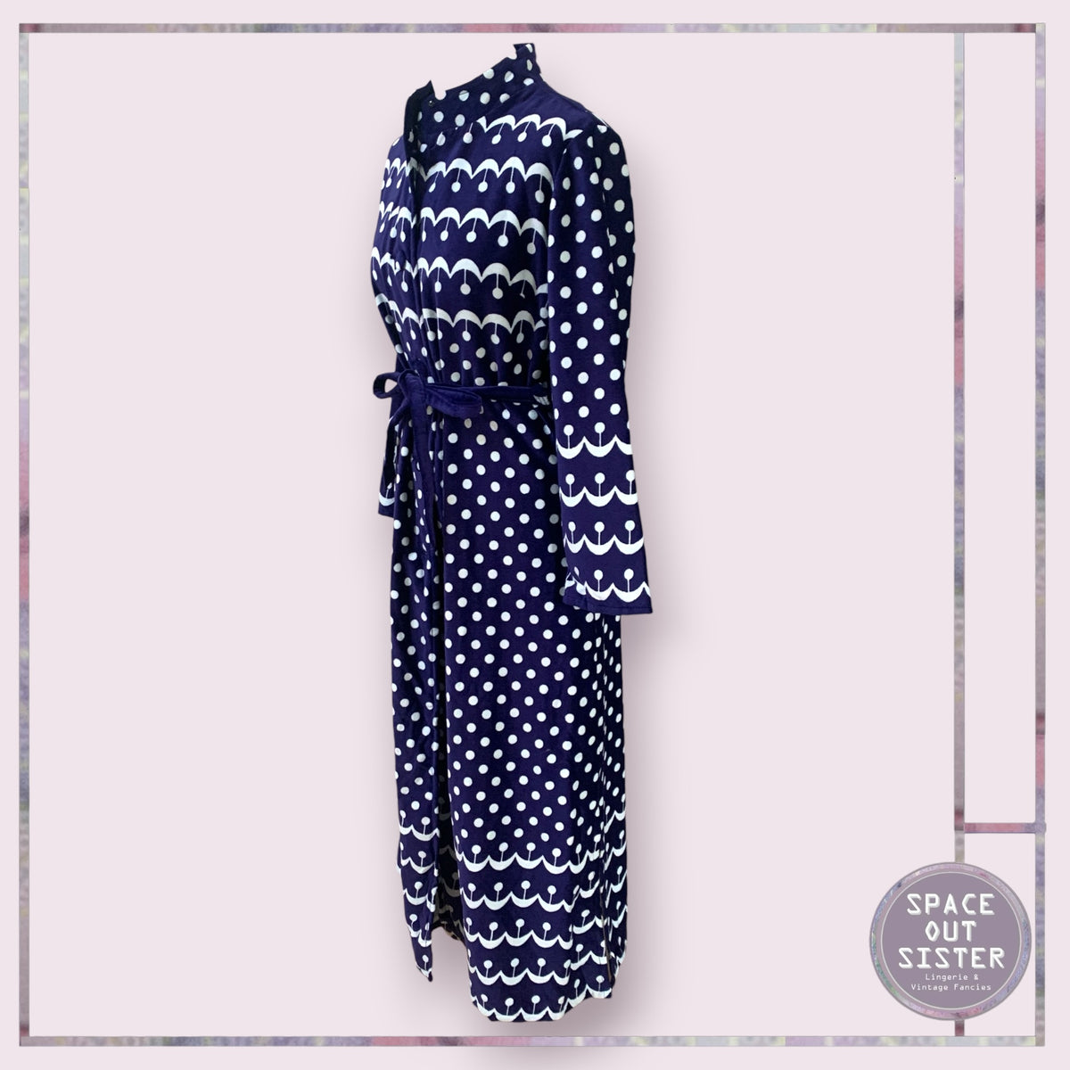 Vintage Cotton Navy & White Robe