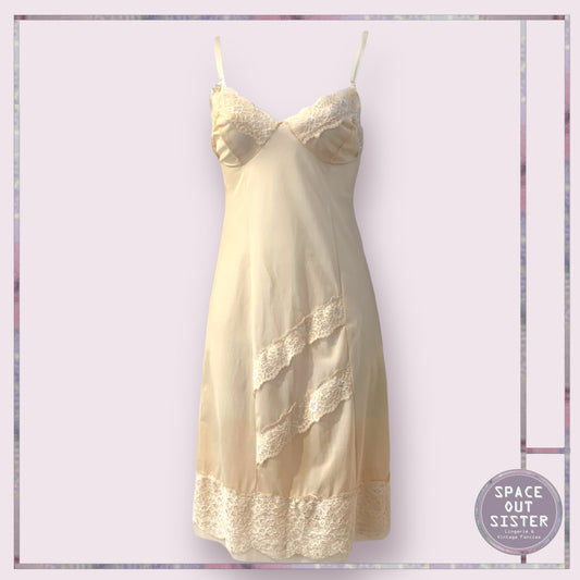 Vintage Sunbeam Made In Ireland Cremá Slip