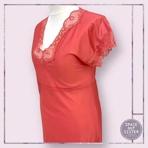 Vintage Red Lace Trim Nightdress