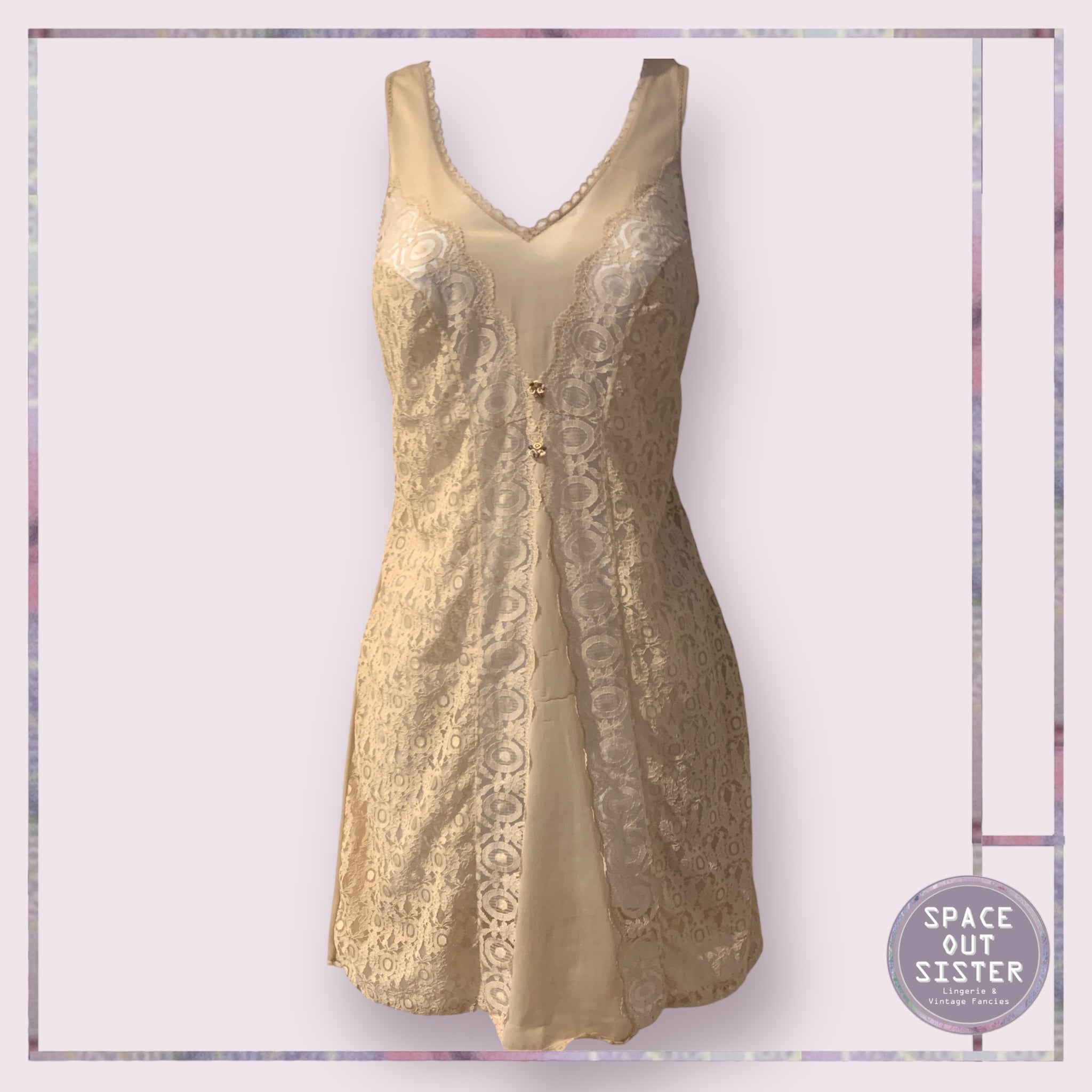 Circa 1960s Circle Caramel Slip