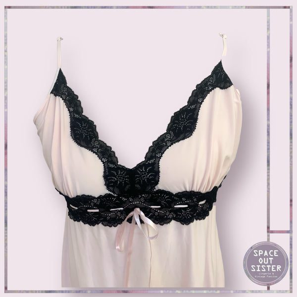 Vintage Expressions Nightdress