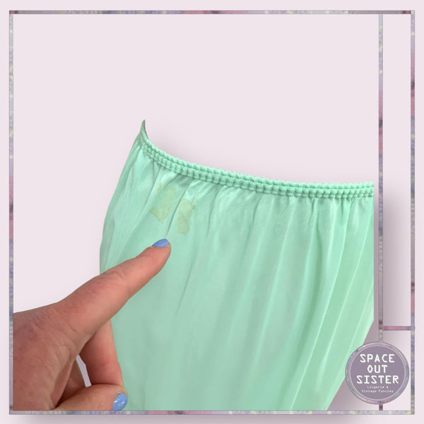 NOS Vintage Mary Cassidy’s Half Slip