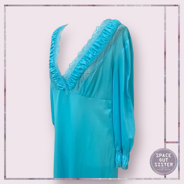 Vintage Turquoise Gathered Nightdress