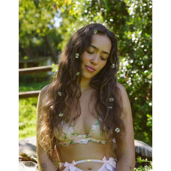 New Nette Rose – Space Out Sister