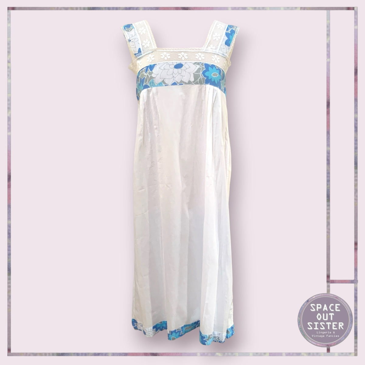Vintage Ines Peignoir Set Bust 34”