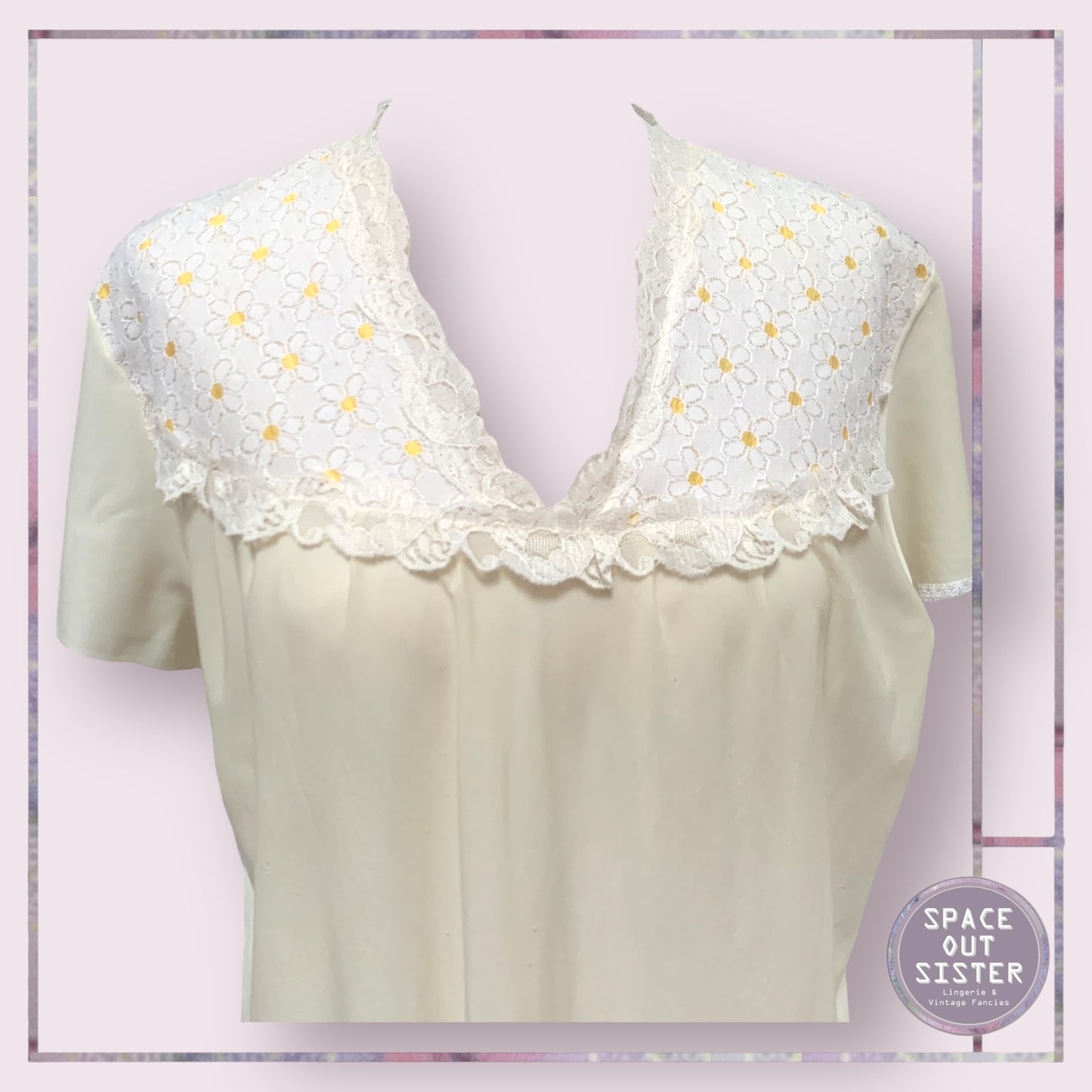 Vintage Daisy Nightdress