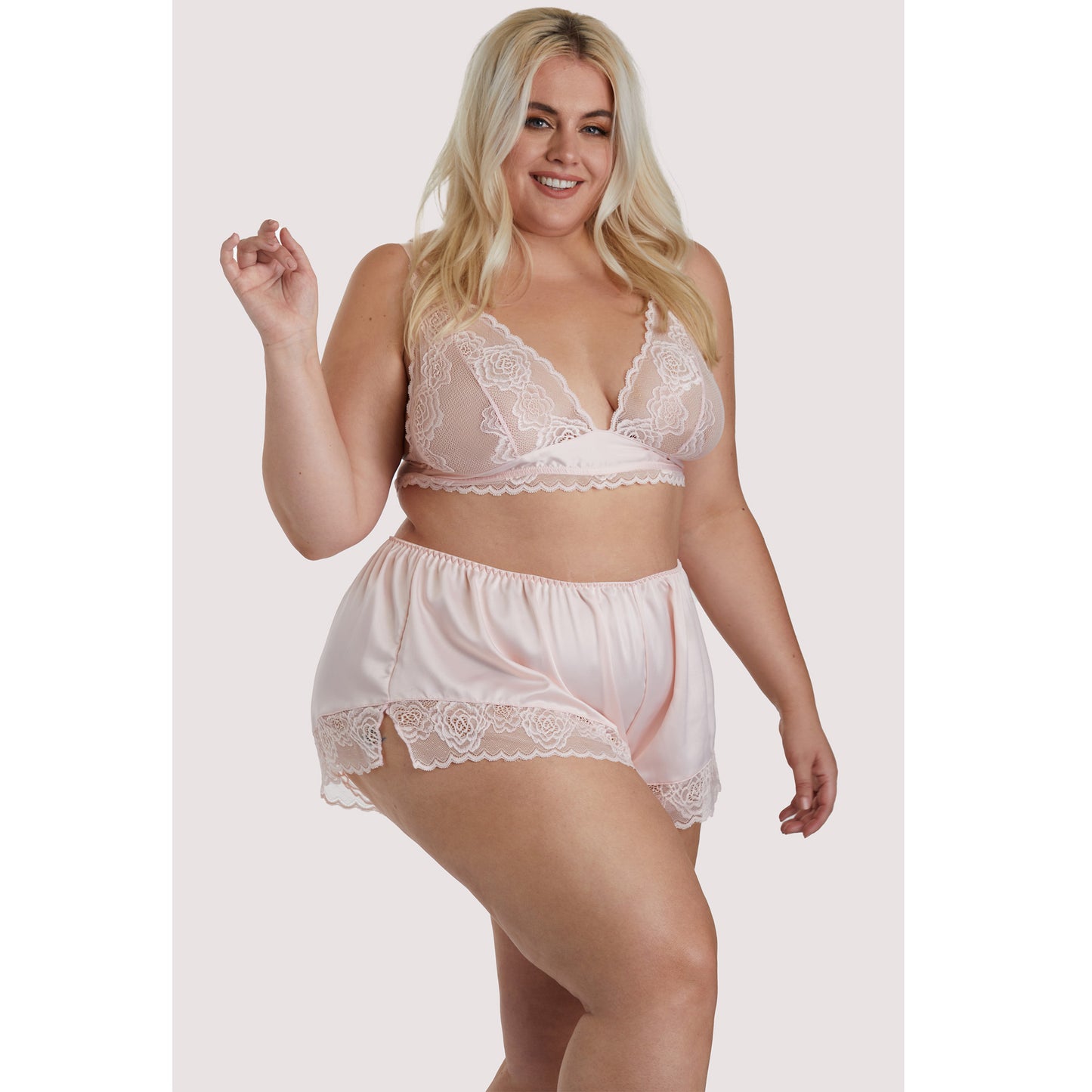 New Georgina Lace Bra & Shorts
